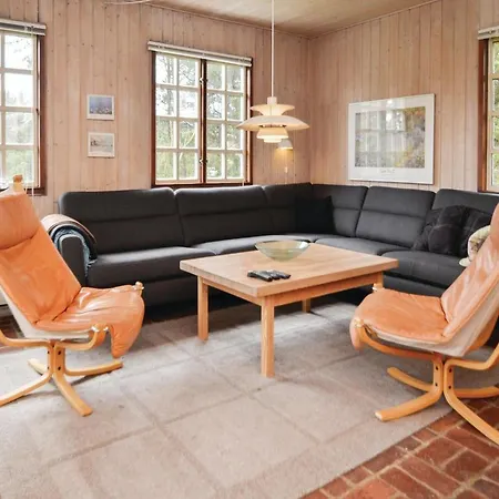 Holiday Hans Thuesensvej Ix Holiday home Blavand