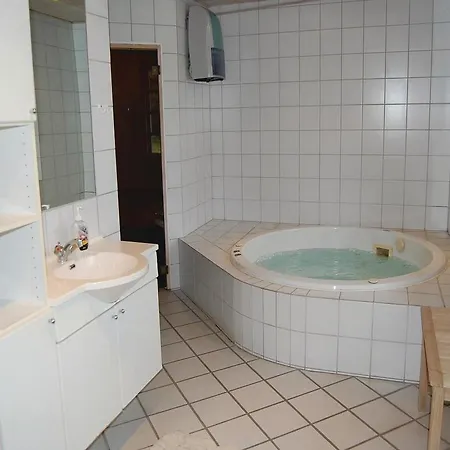 Holiday home Holiday Hans Thuesensvej Ix *